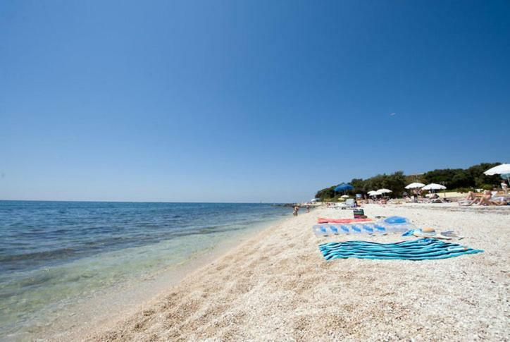 Apartmen Relax 200 M T Beach Apartman Rovinj Kültér fotó